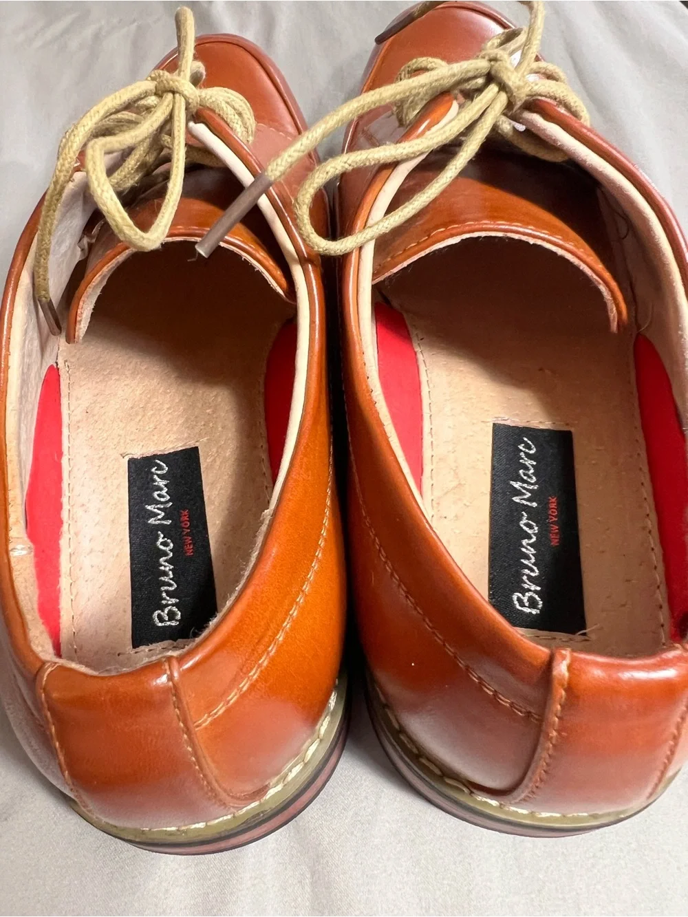 Men's Leather Derby Shoes in Rich Tan — Classic Lace-Up Style